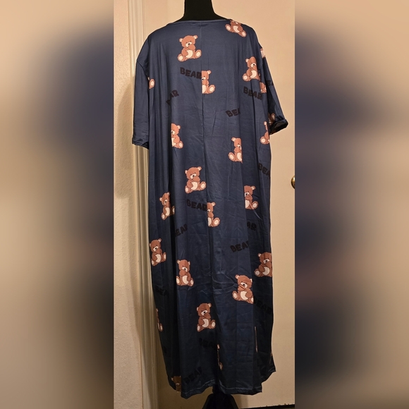 #H04 Women's plus size nightdress bear print - Picture 3 of 5